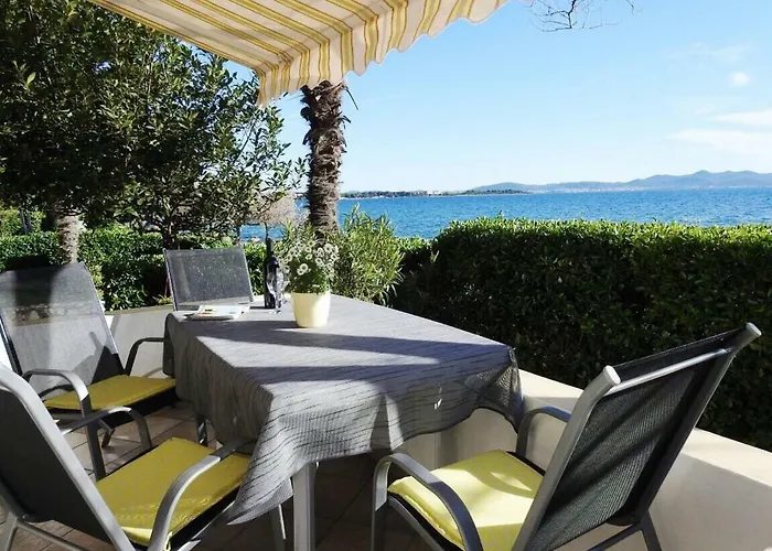 Ferienhaus Petar 2 - 10m From Sea Zadar